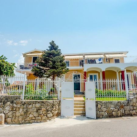 Апартаменти Apollo Retreat Аргостоліон Екстер'єр фото
